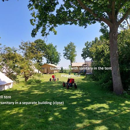 Glamping Essenhof Hotel อาชเตแกร์เกอ ภายนอก รูปภาพ